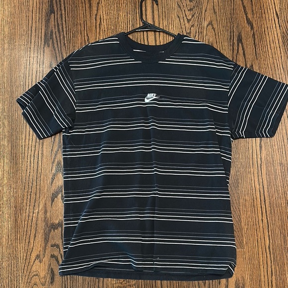 Nike Other - Nike Black, White, and Grey Striped Short Sleeve Tee